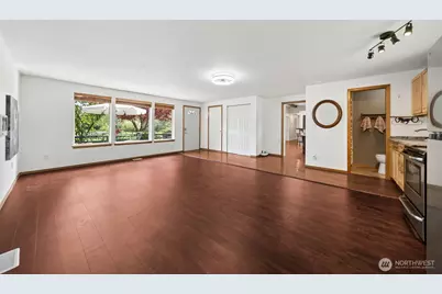 20916 Edwards Road E, Lake Tapps, WA 98391 - Photo 21