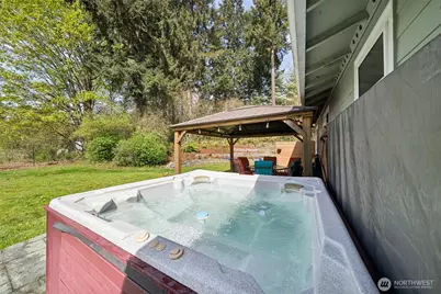 20916 Edwards Road E, Lake Tapps, WA 98391 - Photo 23