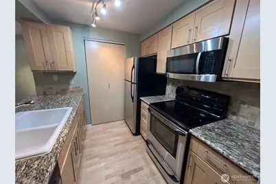 6960 California Avenue SW #A308, Seattle, WA 98136 - Photo 11