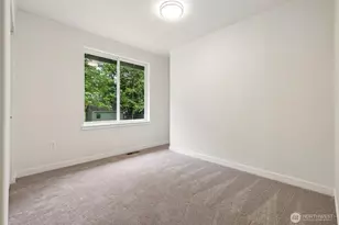 20447 SE 157th St, Renton, WA 98059 - Photo 17