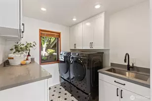 5970 NE Arrowhead Dr, Kenmore, WA 98028 - Photo 21