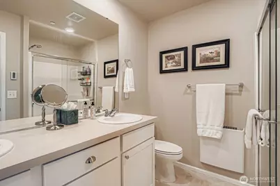 32668 Steamboat Lane, Black Diamond, WA 98010 - Photo 17
