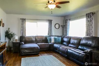 112 E 5th Street, Lind, WA 99341 - Photo 3
