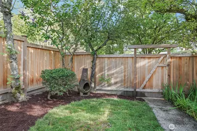 7217 28th Avenue NW, Seattle, WA 98117 - Photo 33