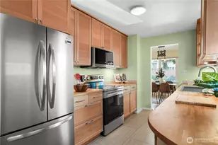7217 28th Ave NW, Seattle, WA 98117 - Photo 17