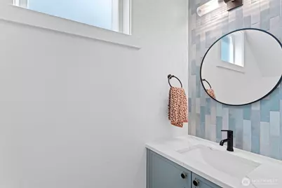 13010 NE 113th Street #2, Kirkland, WA 98033 - Photo 7