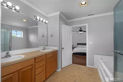 5800 Balustrade Boulevard SE, Lacey, WA 98513 - Photo 35