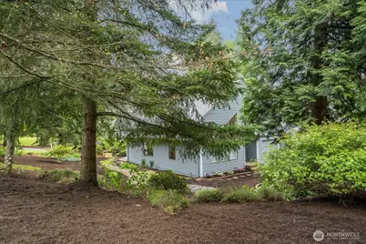 11716 NE 95th Street, Kirkland, WA 98033 - Photo 27