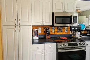 2615 47th Ave SW, Seattle, WA 98116 - Photo 17
