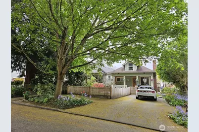 2615 47th Avenue SW, Seattle, WA 98116 - Photo 1