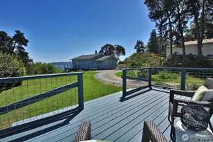 2977 N Bluff Rd, Greenbank, WA 98253 - Photo 31