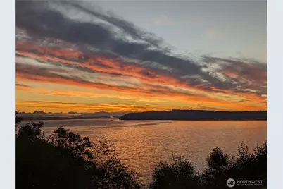 2977 North Bluff Road, Greenbank, WA 98253 - Photo 37