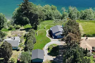 2977 N Bluff Rd, Greenbank, WA 98253 - Photo 39
