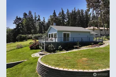 2977 North Bluff Road, Greenbank, WA 98253 - Photo 3
