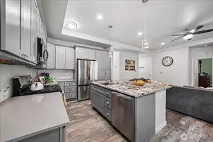 11714 Lake Pl, Anderson Island, WA 98303 - Photo 13