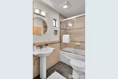 1964 26th Avenue W #203, Seattle, WA 98199 - Photo 15