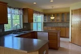 1147 Fidalgo Dr, Burlington, WA 98233 - Photo 3