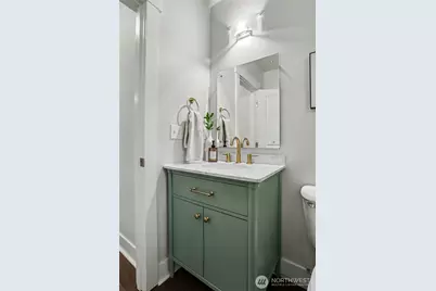 6003 Lanham Place SW, Seattle, WA 98126 - Photo 19