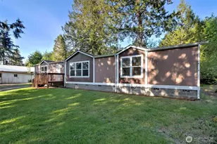 221 SE Fuchsia Ave, Shelton, WA 98584 - Photo 3