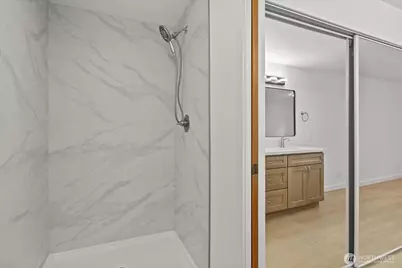 1935 F Street SE #14, Auburn, WA 98002 - Photo 17