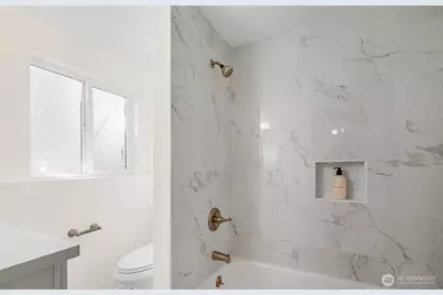 959 Hoquiam Avenue NE, Renton, WA 98059 - Photo 21