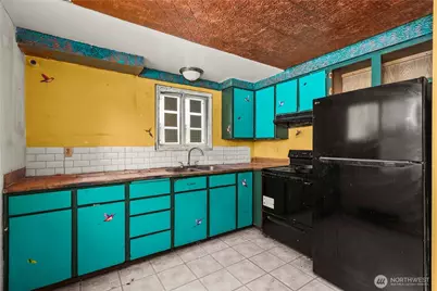 6919 Carleton Avenue S, Seattle, WA 98108 - Photo 23