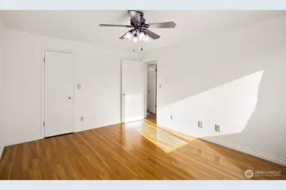 9030 Seward Park Avenue S #411, Seattle, WA 98118 - Photo 13