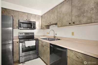 9030 Seward Park Avenue S #411, Seattle, WA 98118 - Photo 11