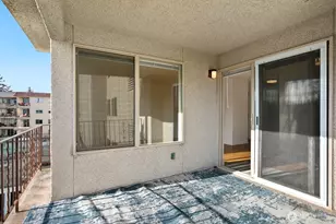 9030 Seward Park Ave S, Seattle, WA 98118 - Photo 17