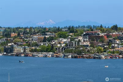 1000 Aurora Avenue N #609, Seattle, WA 98109 - Photo 1