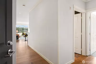 1000 Aurora Avenue N #609, Seattle, WA 98109 - Photo 5