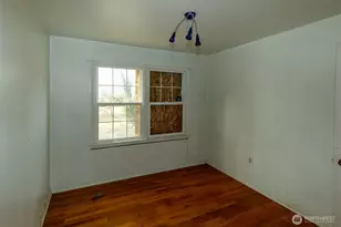 910 S 25th Ave, Yakima, WA 98902 - Photo 9