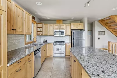 320 Lakeview Way, Easton, WA 98925 - Photo 9