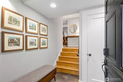 1803 Bigelow Avenue N, Seattle, WA 98109 - Photo 23