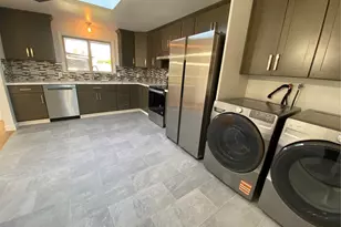 4916 24th Pl S, Seattle, WA 98108 - Photo 11
