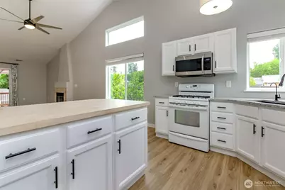 15315 87th Street Ct E, Puyallup, WA 98372 - Photo 13