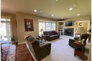 545 E 18th St, La Center, WA 98629 - Photo 9
