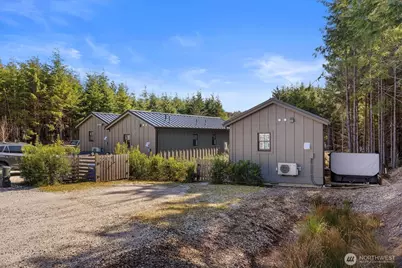 417 E Compass Street, Pacific Beach, WA 98571 - Photo 23