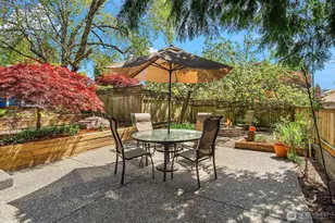 715 N 72nd St, Seattle, WA 98103 - Photo 27