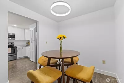 12221 100th Avenue NE #B102, Kirkland, WA 98034 - Photo 9
