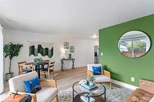 4219 Whitman Ave N, Seattle, WA 98103 - Photo 3