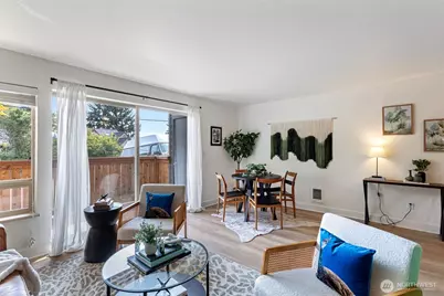 4219 Whitman Avenue N #2, Seattle, WA 98103 - Photo 5