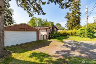 4331 Hamilton Dr, Oak Harbor, WA 98277 - Photo 3