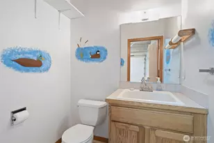 260 E Westlake Dr N, Allyn, WA 98524 - Photo 35