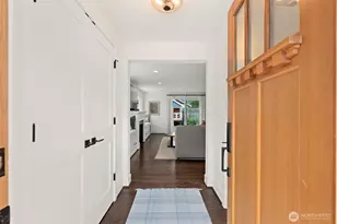 4129 19th Ave SW, Seattle, WA 98106 - Photo 3