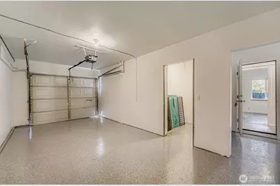 105 E 96th Street, Tacoma, WA 98445 - Photo 19