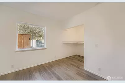 105 E 96th Street, Tacoma, WA 98445 - Photo 11