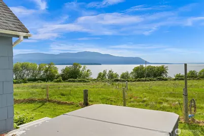 2233 W Shore Drive, Lummi Island, WA 98262 - Photo 3