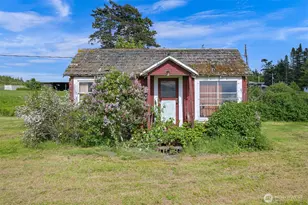 2233 W Shore Dr, Lummi Island, WA 98262 - Photo 17
