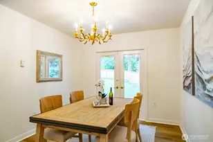 912 NE 115th St, Seattle, WA 98125 - Photo 15